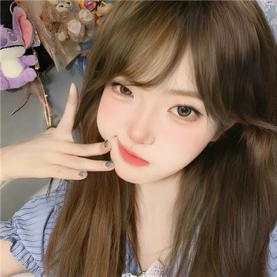 独自夜归的女孩